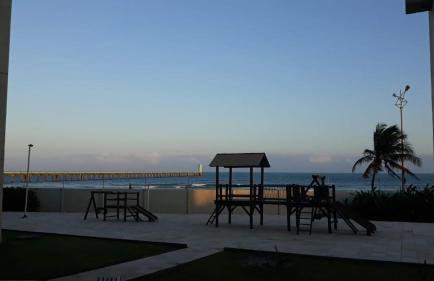 Apartamento com 2 quartos de FRENTE PARA O MAR - Foto 58