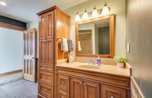 Pond Access and Fishing Cedar Lodge in Versailles - Foto 15