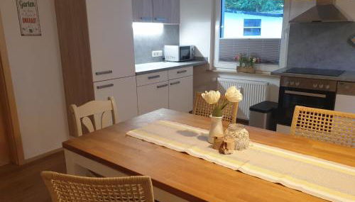 FeWo Frühling in der Villa Waldrand mit großem Garten - Foto 2