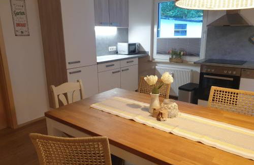 FeWo Frühling in der Villa Waldrand mit großem Garten - Foto 2