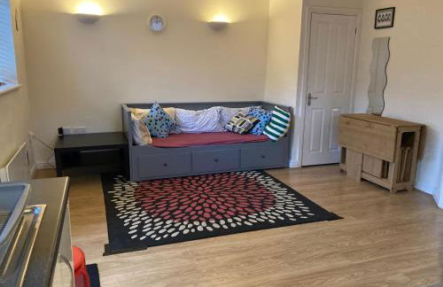 CV225AA 1 Bedroom-Near Rugby School-Ground Floor-WiFi-Self Check In - Foto 15