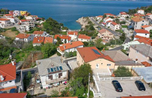 Moro Vrbnik - Foto 11