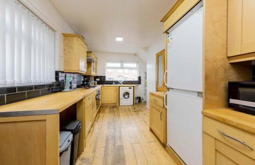 Charming Cosy Home - Your Retreat Awaits - Foto 6