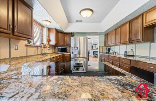 Sandia Sunsets- 8 minutes to Balloon Fiesta Park - Foto 23