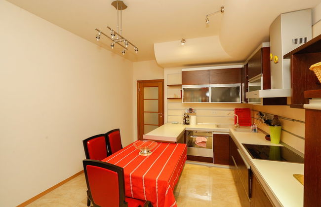 Luxury European Trade Center Apartment - Foto 13