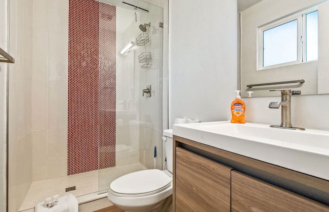 5BR Sleeps 10 Hot Tub Fire Pit Games & Walk to ASU - Foto 20