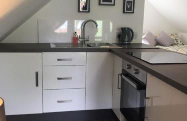 The Tree House - Photo 6