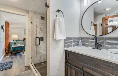 Walkable to downtown restaurants & bars-Fire Pit - Foto 9