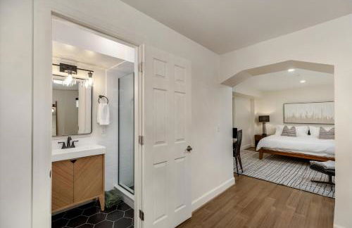 The Lumber Baron's Mansion: 2 King Suites, 2.5BA + Gym - Foto 64