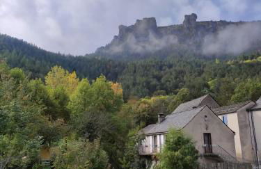 Grand appartement de charme avec parking privé - Foto 31