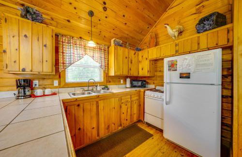 Picturesque Oklahoma Cabin on 80 Acres with Views! - Foto 9