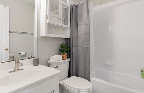 Near NC State Campus & Downtown - The Maple Marvel - Foto 23