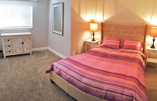 Exquisite 7-BR Home by the Mountains - Photo 4