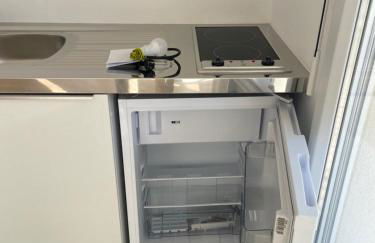 BEAU STUDIO NEUF AVEC TERRASSE - Foto 10