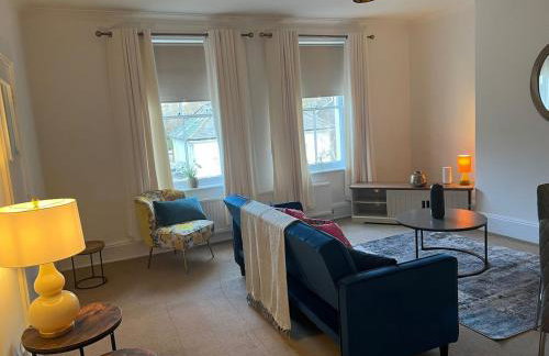 Stylish 1BR Teddington Flat Near Thames River - Foto 12