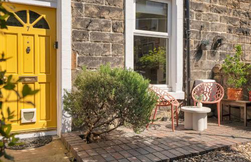 Cozy with Character Vibrant Cottage Style Flat at Leith Links Park - Photo 37