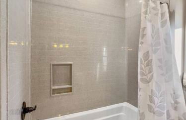 The Haven-Rustic Secluded Cabin - Foto 21