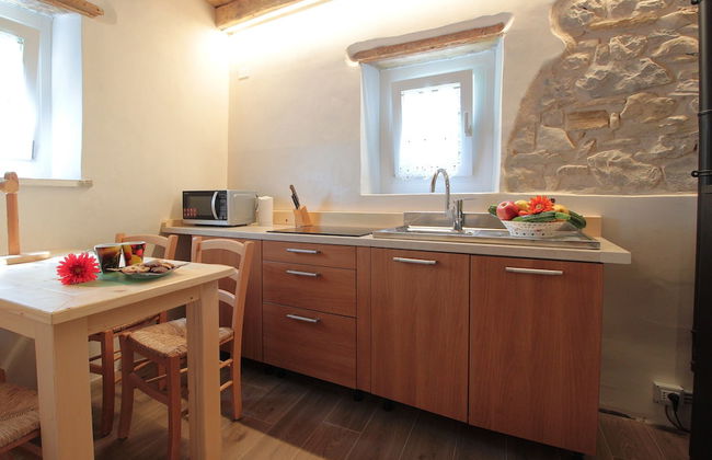 Baita Tersilia Near Lake And Mountain - Photo 22