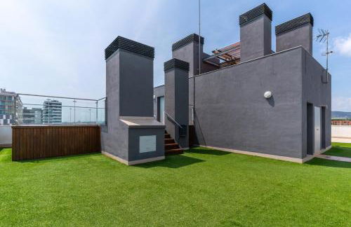 Rengle Horizonte Penthouse & Pool - Photo 5