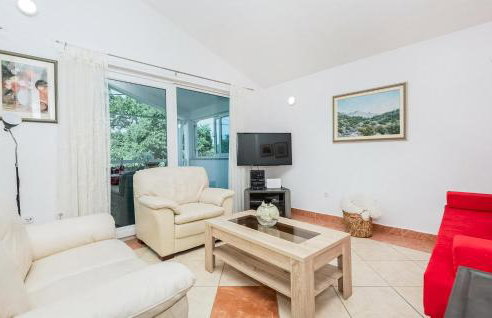 2 Bedroom Stunning Home In Desne - Foto 26