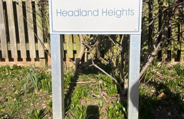 Blue Anchor House - Seaview, Hot Tub Apartments - Photo 79