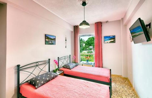 Arilena Studios - Photo 3