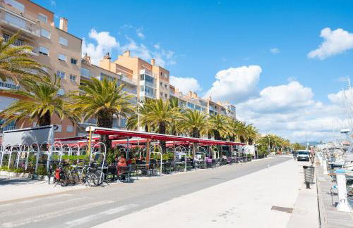 Studio Port Hyères Vue Mer - Wifi - Climatisation - Foto 16