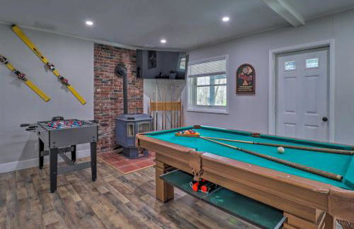 6 Mi to Camelback Slopes! Home with Game Room - Foto 3
