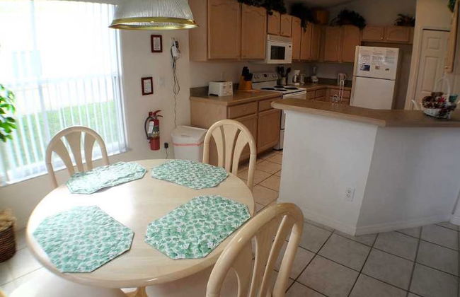 4BR 3BA Home in Indian Creek by CV-2675 - Foto 10