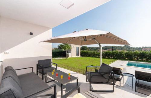 Villa Pina***** in Karigador/Novigrad - Foto 10