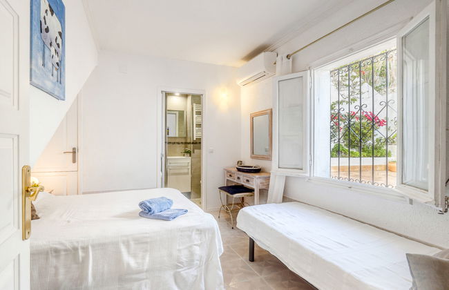 Los Geranios - Photo 15