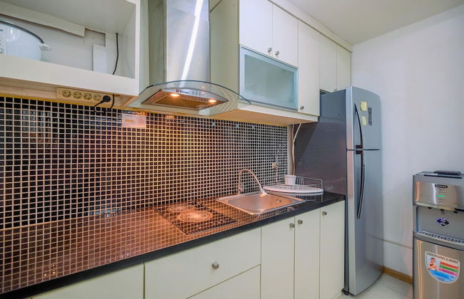 Warm and Comfy 2BR Apartment at Casa Grande Residence - Foto 10