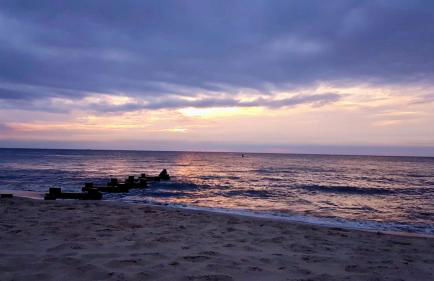 Beach House Cape May just 1 block from the Bay & a Short 5 minutes walk, Sleeps 19 - Foto 48