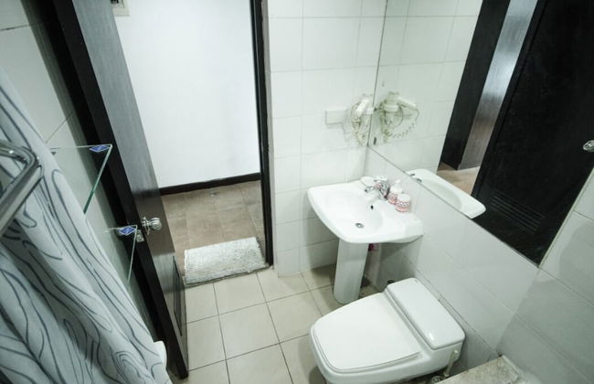 Lancaster Hotel by Central Flats - Photo 17