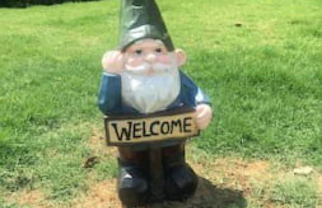 Private Bedroom Suite - Communal House near Integris Private - Photo 28