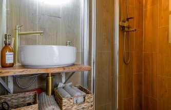 Jacuzzi Sauna privatif - La Cabanette Spa - Foto 7