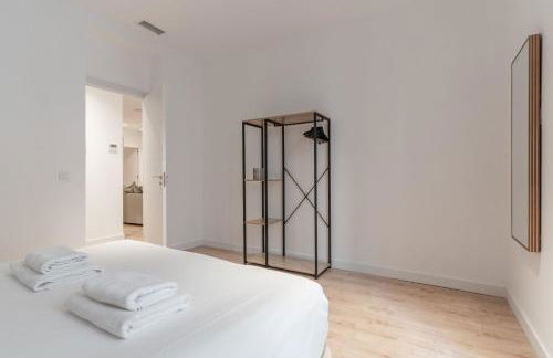 Modern Stylish-3Bedrooms 1Bathroom-Chamberí - Photo 13