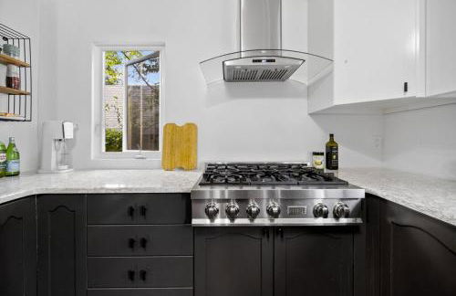 14 Guest, 9 Bed, Family Getaway- 30 min from NYC - Foto 6