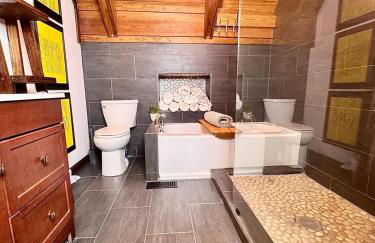 Modern Family 4BR Lake Retreat - Fire Pit - Dock - Foto 15