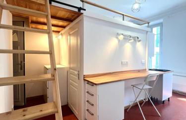 Studio Chalucet - close to train station - Foto 1