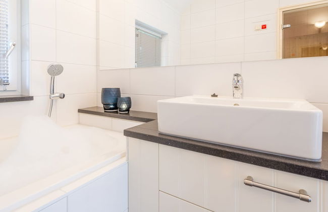 Relaxing Sauna Villa Retreat - Foto 10