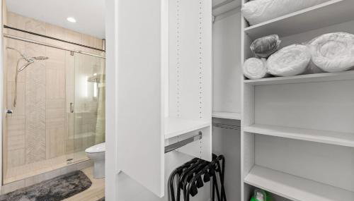 Downtown Free Parking Garage - 5 min walk OTR - Foto 5