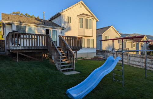 Cute Spacious Home - Photo 39