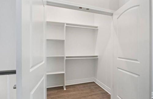 FIVE Bathrooms with FIVE Bedrooms and Stylish - Foto 16