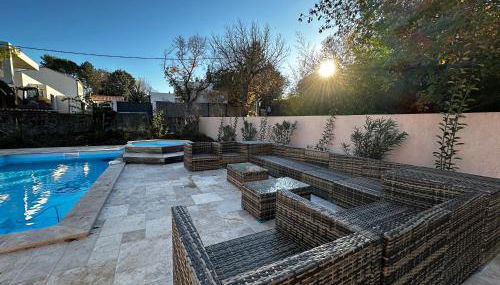 Bastide avec Piscine et Spa, vue Ste Victoire - Foto 4
