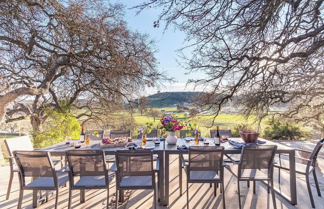 Cathedral by Avantstay Charming Secluded Estate w/ Sauna, Pool Table & Views of the Rolling Hills - Foto 10