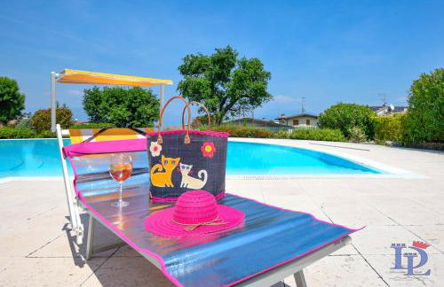 Paradise Lake View in a 5 pools exclusive residence DesenzanoLoft Official Partner Homes & Villas by Marriott Bonvoy - Foto 22