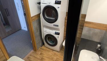 Navy Blue Apartment - Photo 2