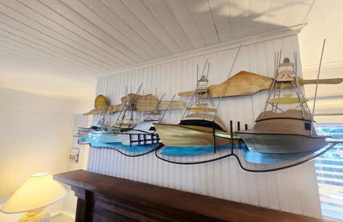 Historic Old Oak Cottage-Great water views! - Foto 19