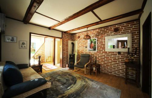 Rustic apartment Hidden - Photo 3